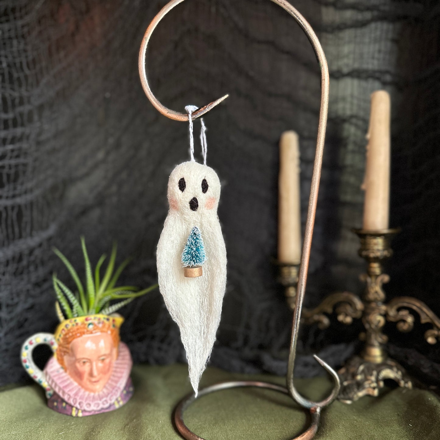 Tree Holiday Spirit Ornament